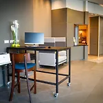 Courtyard By Marriott Center