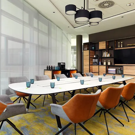 Courtyard By Marriott Center 호텔