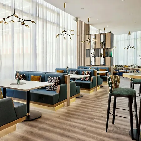 Otel Courtyard By Marriott Center 4*