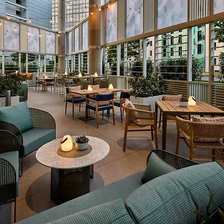 Courtyard By Marriott Center Berlin