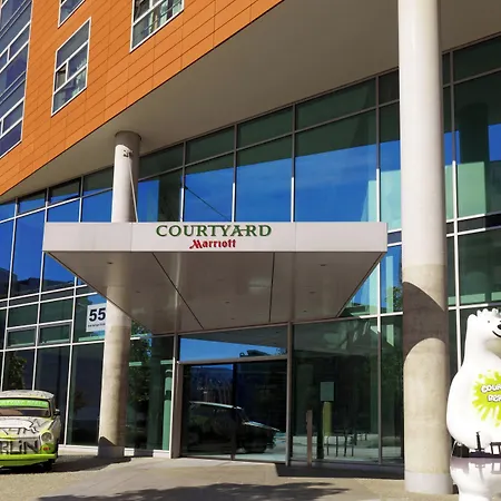 Courtyard By Marriott Center