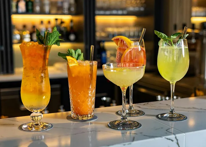 Courtyard By Marriott Center Hotell