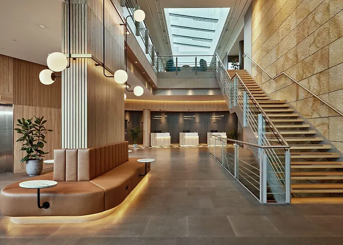 Courtyard By Marriott Center Hotell