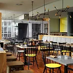 Courtyard By Marriott Center 4*