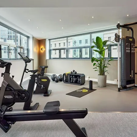 Courtyard By Marriott Center